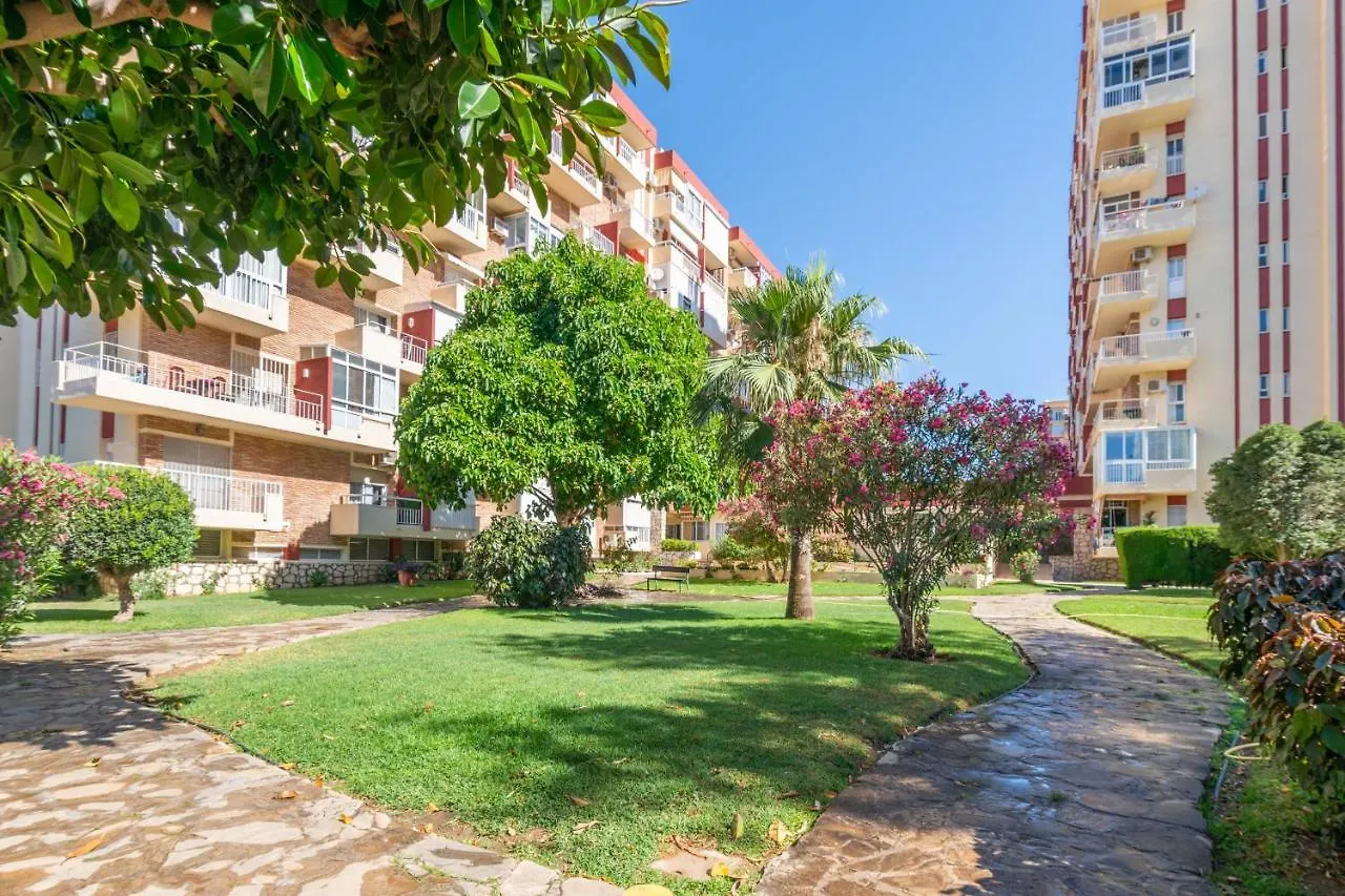 RENTHAS Benalmadena Beach Studio Apartamento